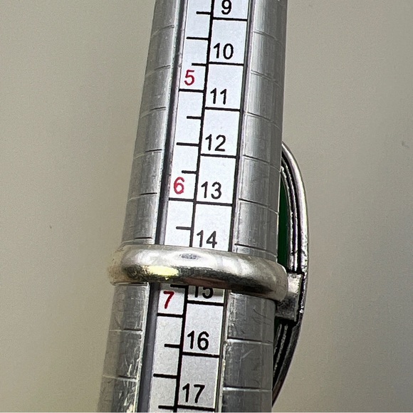 New Green Cats Eye Monalisa Stone Silver Overlay Ring Size 6.5 - 6.75 - Picture 5 of 9